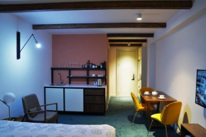 Atrium Apartment 245
